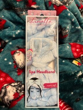 Danielle Creations Light Blue Spa Headband